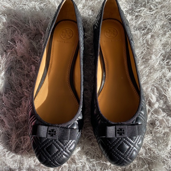 Sold!! Tory Burch Marion quilted flats - Picture 2 of 4
